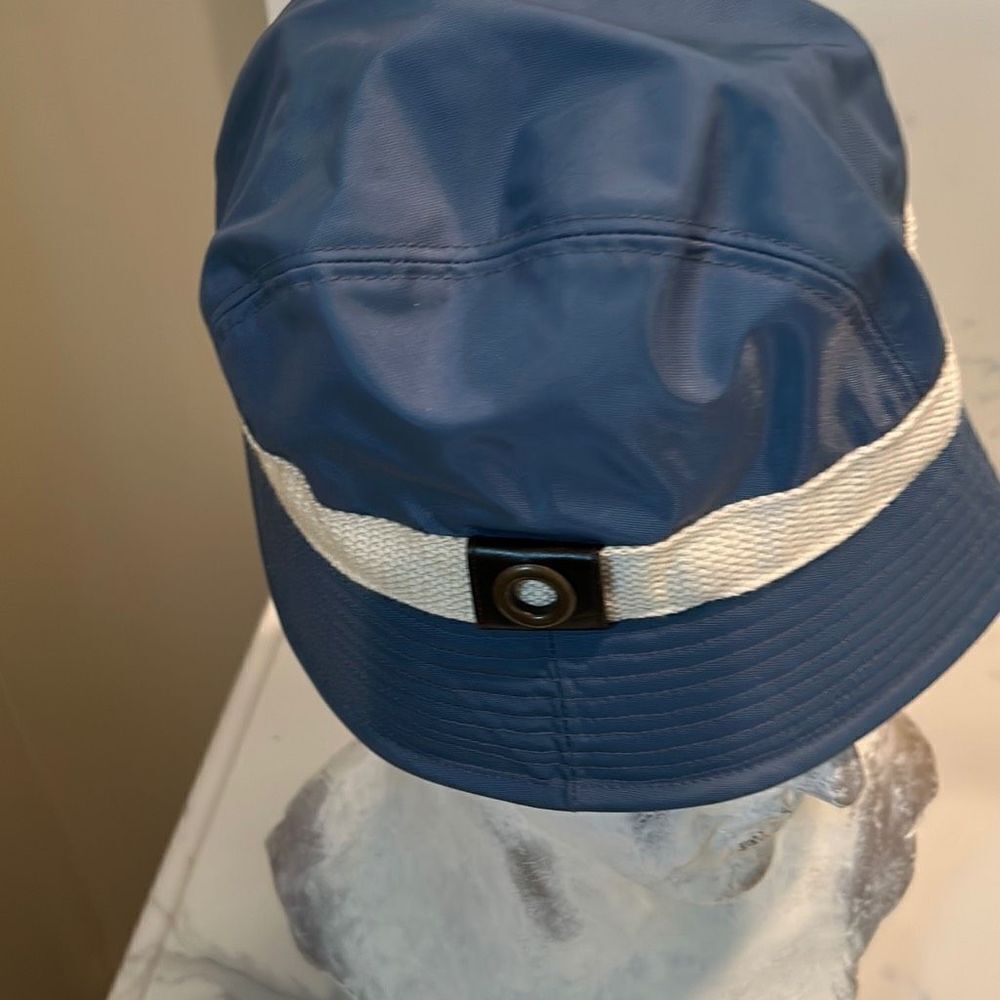 The GAP Dusty Blue Bucket Hat - Picture 2 of 5